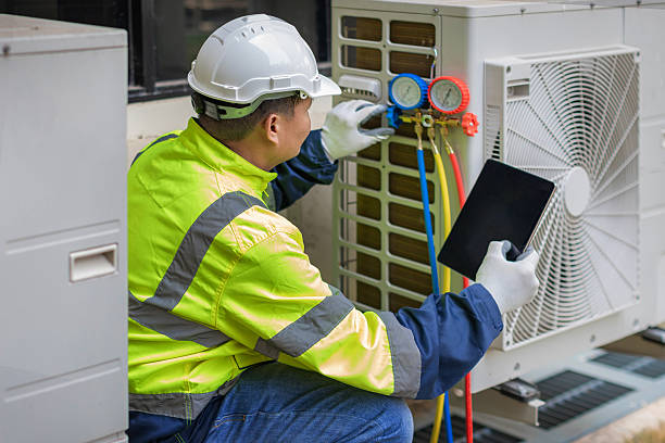 Professional Heat Pump Repair technician working in Big Lake, MN